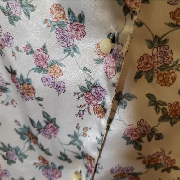 Sarah Spencer Vintage Silky White & Pink Dainty Floral Pajama Set, Size L - Picture 7 of 11